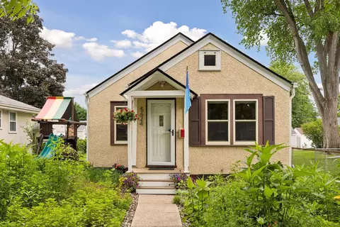 5624 42nd Ave S, Minneapolis, MN 55417