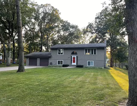 1205 11th Ave N, Princeton, MN 55371