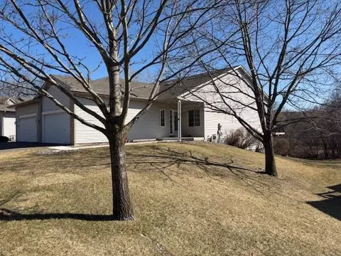 14193 43rd Ave N, Plymouth, MN 55446