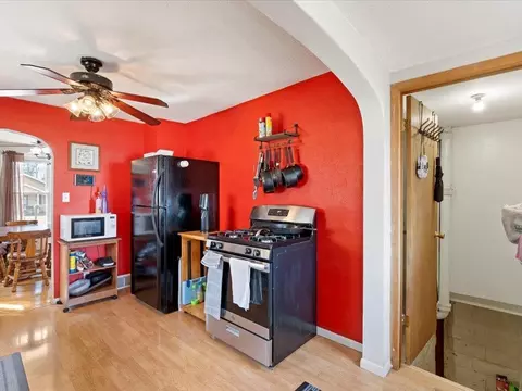 Kitchen - 712 7th Ave NE, Brainerd, MN 56401 photo 2 of 3