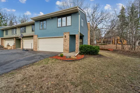 2352 14th Ter NW, New Brighton, MN 55112