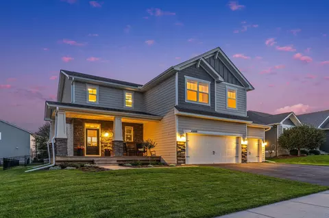 4089 Vista View Dr, Chaska, MN 55318