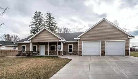 Exterior - 23480 Main St, Hampton, MN 55031 photo 1 of 3