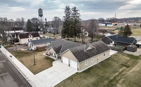 23480 Main St, Hampton, MN 55031