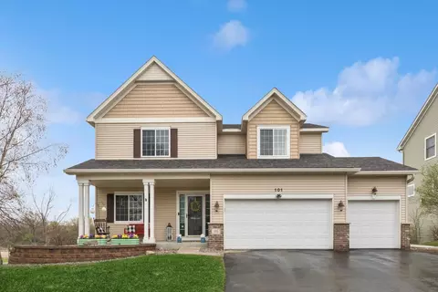 101 Bluestone Dr, Dundas, MN 55019