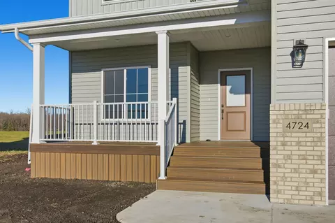 4724 Hampton Loop S, Moorhead, MN 56560 photo 3