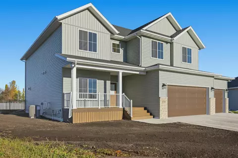 4724 Hampton Loop S, Moorhead, MN 56560 photo 2