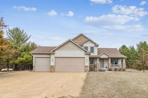 1012 Arctic Trl, Roberts, WI 54023