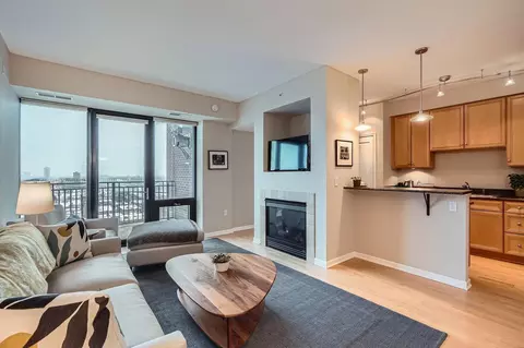 500 E Grant St #1205, Minneapolis, MN 55404