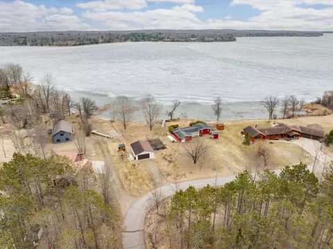 23060 Lampi Rd, Cohasset, MN 55721