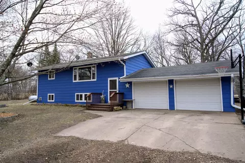1923 Shady Acres Ln, Mora, MN 55051