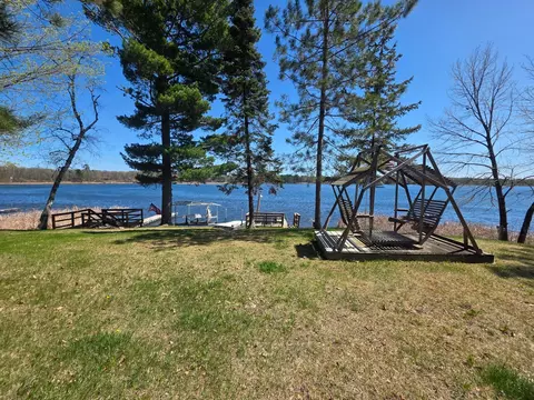 4725 Shangri La Dr NE, Longville, MN 56655