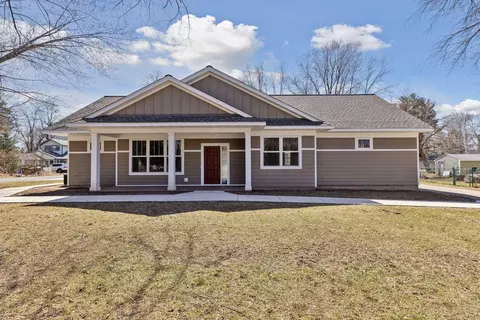 16745 16th St S, Lake Saint Croix Beach, MN 55043