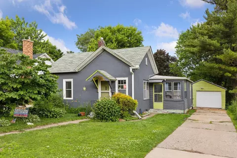 171 Bernard St E, West Saint Paul, MN 55118