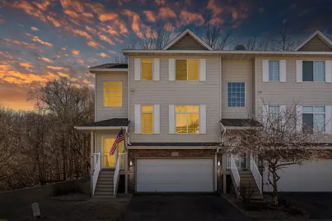 14219 Fountain Hills Ct NE, Prior Lake, MN 55372