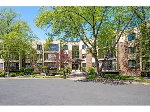 20 Windsor Ln #314A, New Brighton, MN 55112