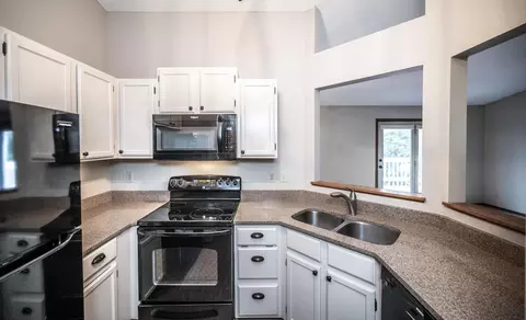 3578 Blue Jay Way #204, Eagan, MN 55123 photo 6