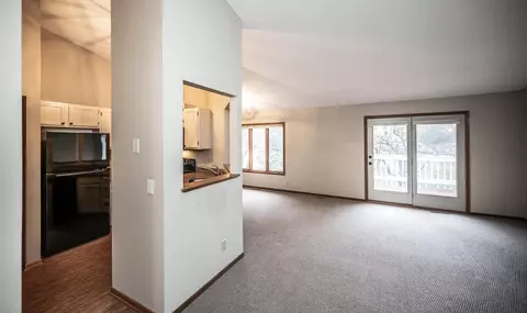 3578 Blue Jay Way #204, Eagan, MN 55123 photo 3