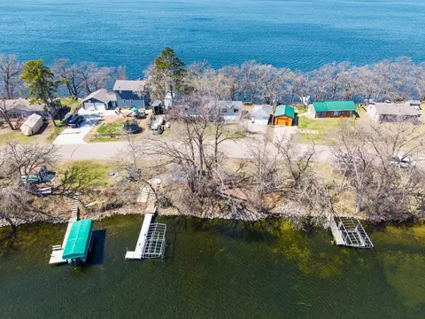 18257 Browns Lake Rd, Richmond, MN 56368