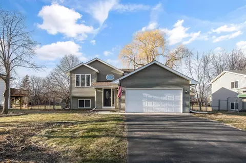 6090 146th St N, Hugo, MN 55038
