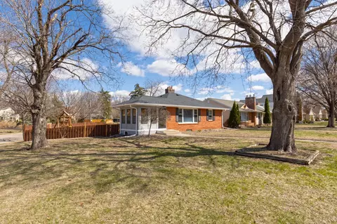 1616 E 57th St, Minneapolis, MN 55417