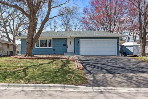 9916 Pillsbury Ave S, Bloomington, MN 55420