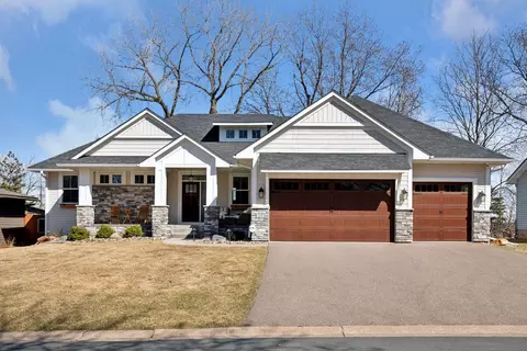 23 15th Ave SW, New Brighton, MN 55112