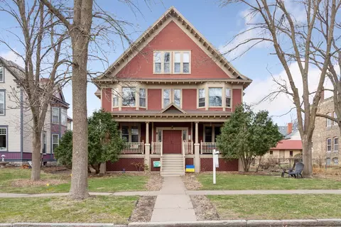 545 Ashland Ave #4, Saint Paul, MN 55102