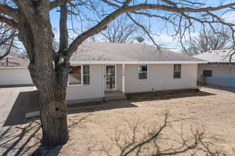 7529 Tempo Ter NE, Fridley, MN 55432