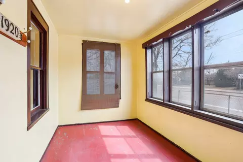 1920 E 26th St, Minneapolis, MN 55404 photo 2