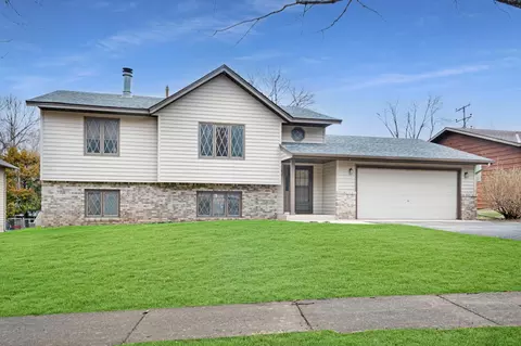 1917 Linda Ln, Saint Cloud, MN 56301 photo 2