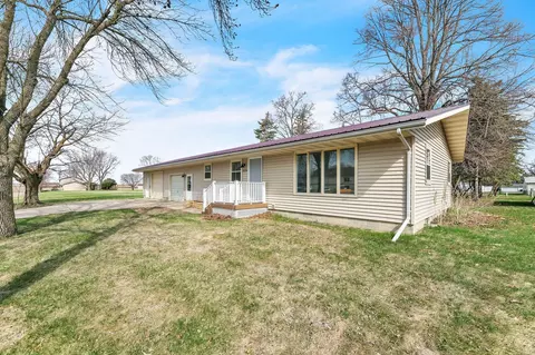 1024 10th St, Westbrook, MN 56183