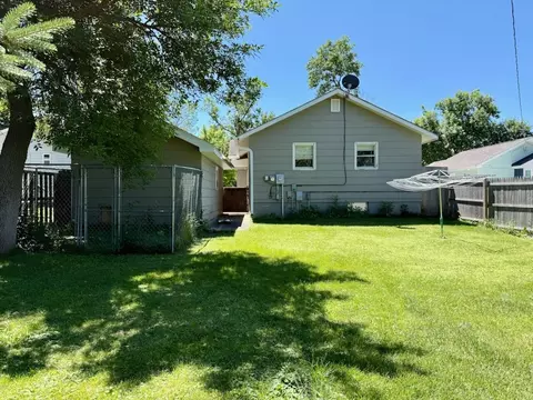Exterior - 111 E Cherry Ave, Fergus Falls, MN 56537 photo 8 of 13