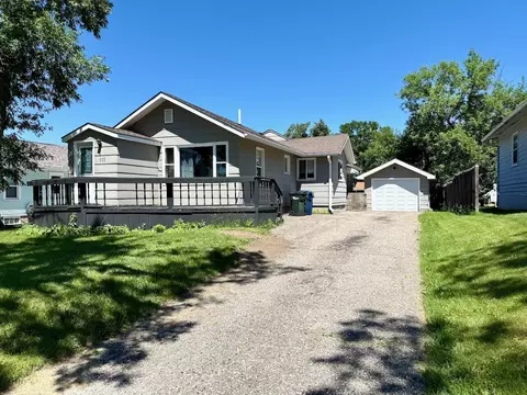 111 E Cherry Ave, Fergus Falls, MN 56537
