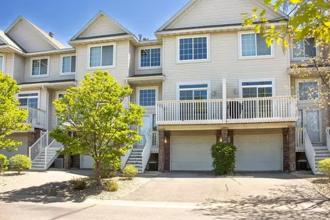 2300 Lower Afton Rd E #315, Maplewood, MN 55119