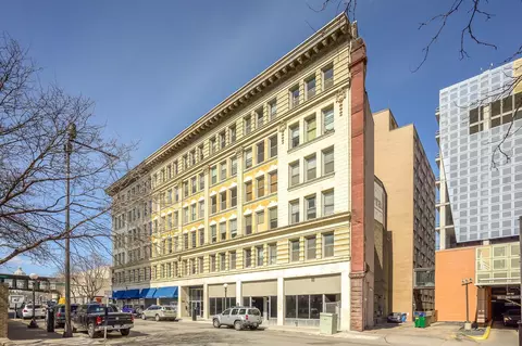488 Wabasha St N #406, Saint Paul, MN 55102