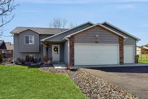 7891 Landau Ave NE, Albertville, MN 55301