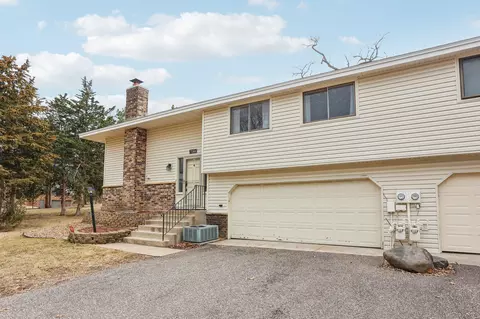 7264 Kirkwood Ln N, Maple Grove, MN 55369