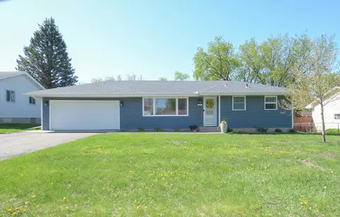 8831 62nd Ave N, New Hope, MN 55428