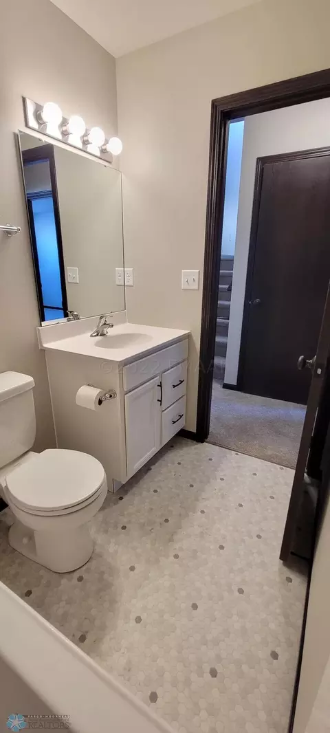 6609 Samuel Dr, Horace, ND 58047 photo 24