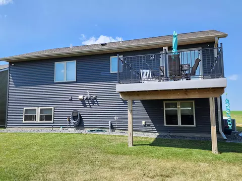 605 7th Ave NE, Plainview, MN 55964 photo 6