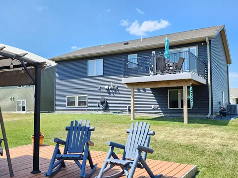 605 7th Ave NE, Plainview, MN 55964 photo 5
