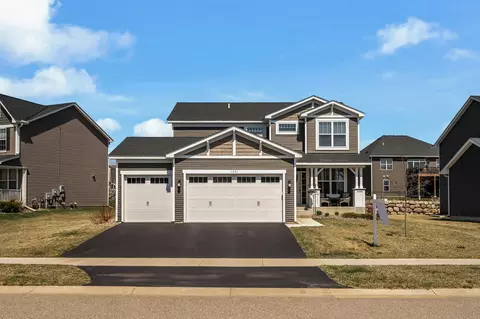 1551 Edgebrook Ln, Carver, MN 55315