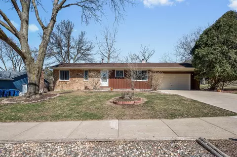 8164 W 103rd St, Bloomington, MN 55438