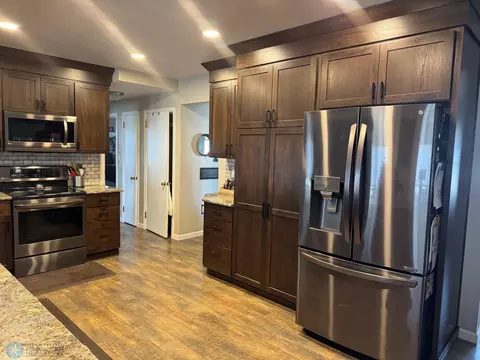 316 Webster St, Lisbon, ND 58054 photo 8