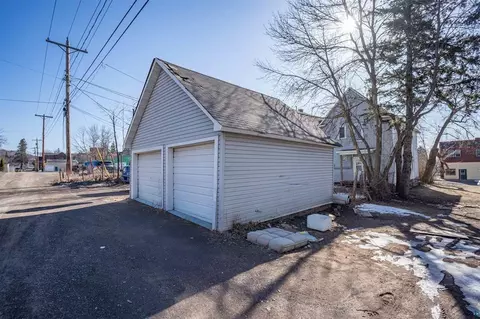 Exterior - 2811 W 3rd St, Duluth, MN 55806 photo 3 of 4