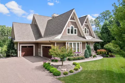 10902 57th St N, Lake Elmo, MN 55042