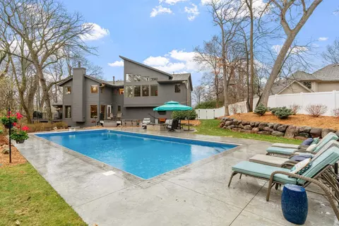 12015 Cambridge Ct, Minnetonka, MN 55305