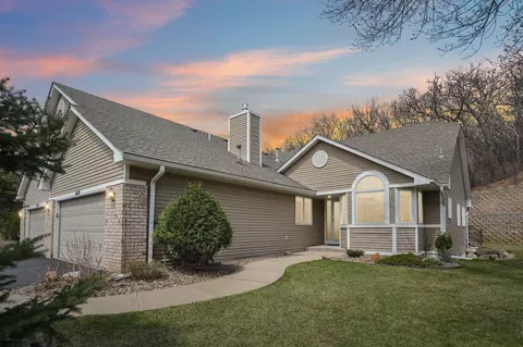 6630 Vernon Hills Rd S, Edina, MN 55436