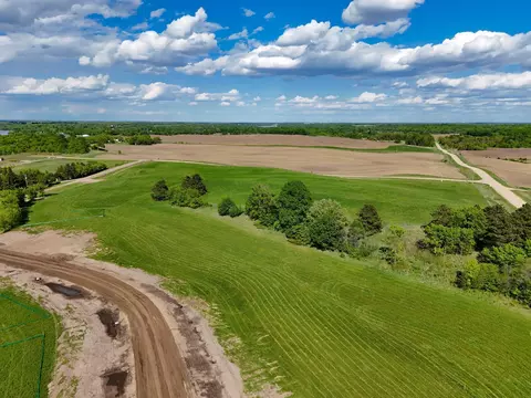 314 Nn 452nd St B4, Vergas, MN 56587
